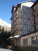 Hotel Snow Leopard:: front