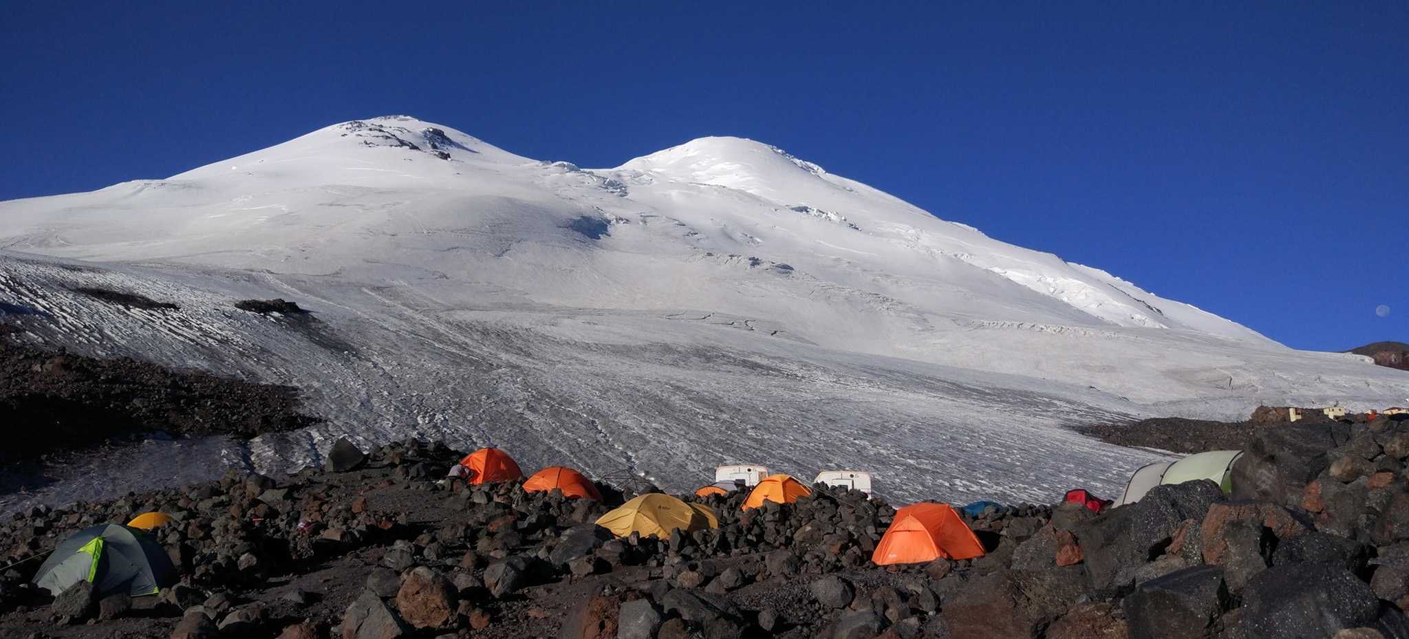 Climbing Elbrus from the North route – 8 days short trip